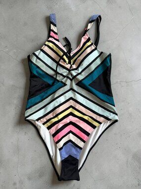PINK Victorias Secret One Piece Bathing Suit Swimsuit Size Medium
